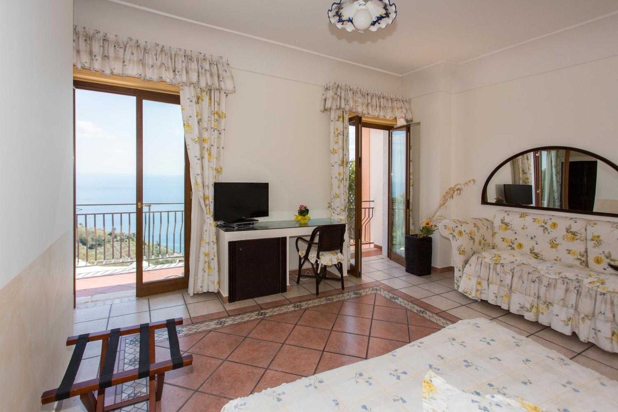 Fico D'India Relais Furore Quarto foto