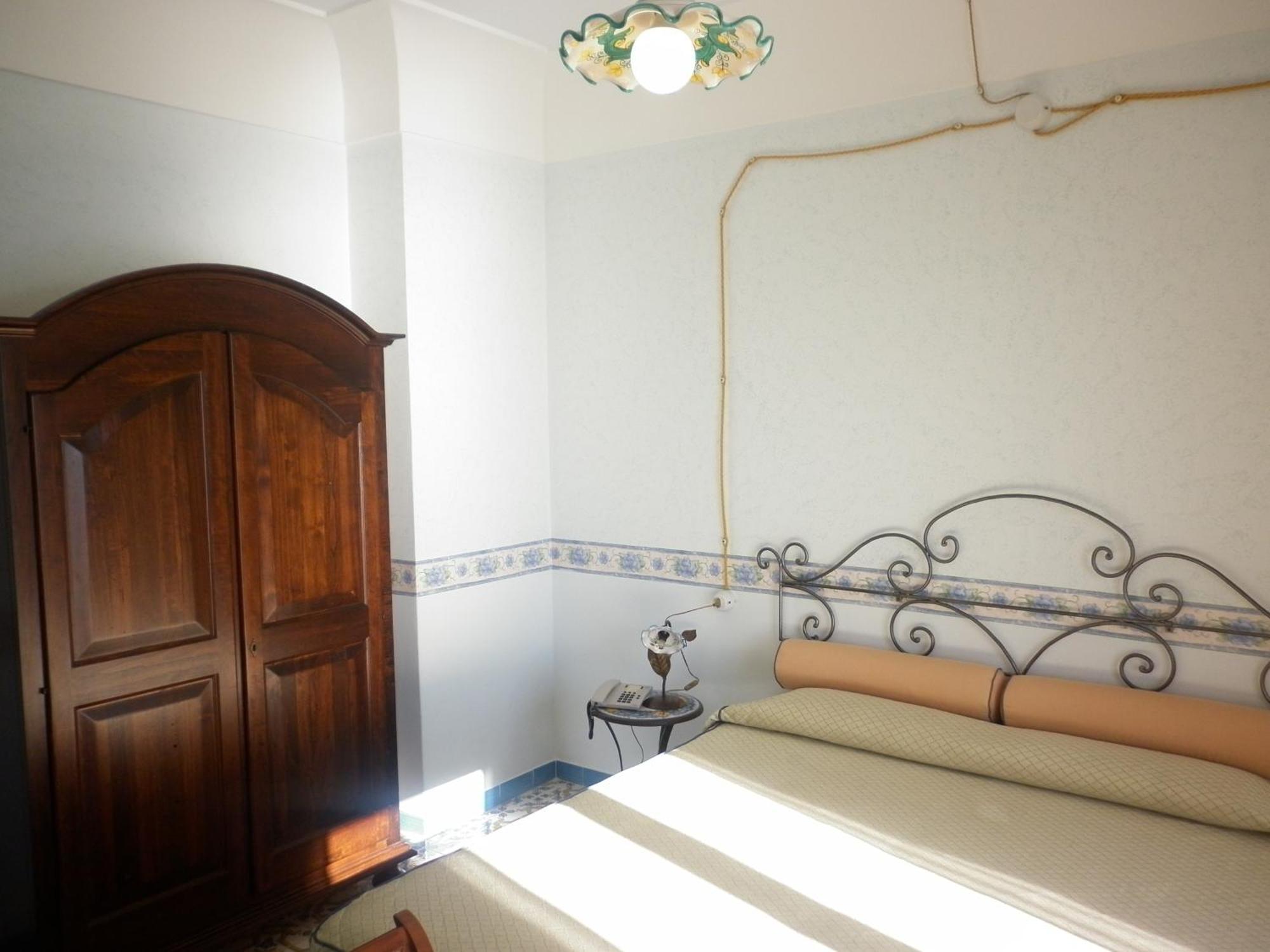 Fico D'India Relais Furore Quarto foto