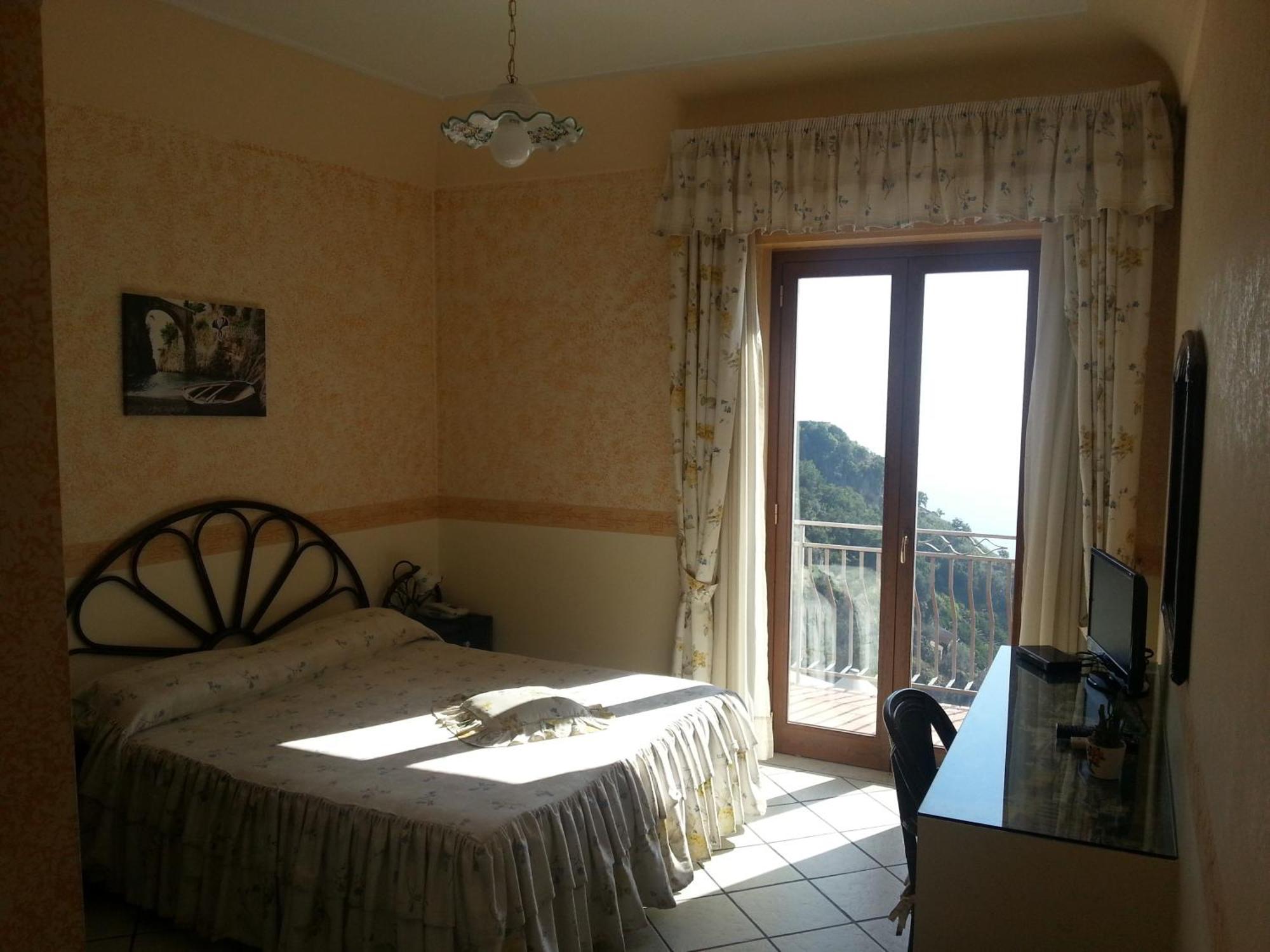 Fico D'India Relais Furore Quarto foto